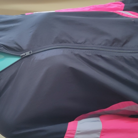 Retro Style Jacket - Picture 3 of 4